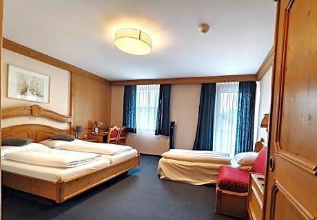 Comfort Triple Room