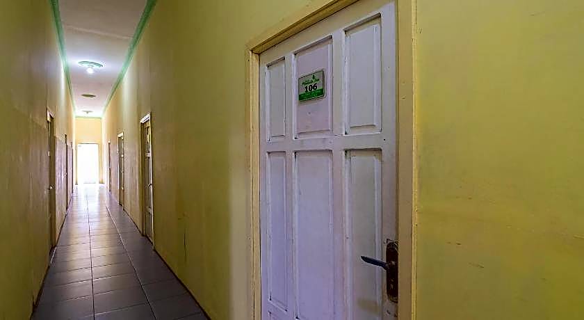 RedDoorz @ Jalan Cilik Riwut Kapuas