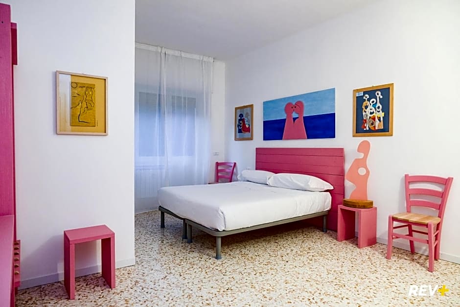 Lia Art Hotel