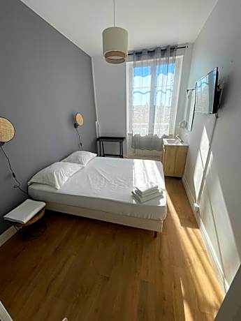 Hotel Clermont Airport