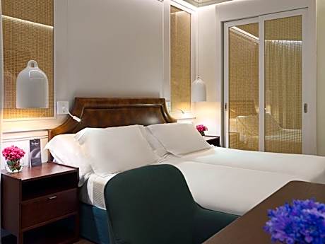 Privilege Twin Room (2 Adults)