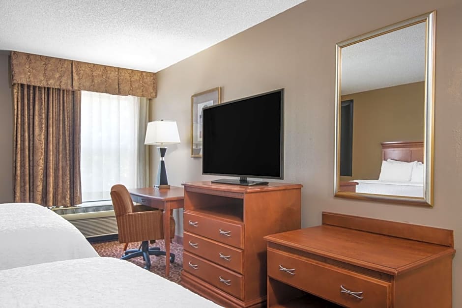 Hampton Inn South Heritage Park