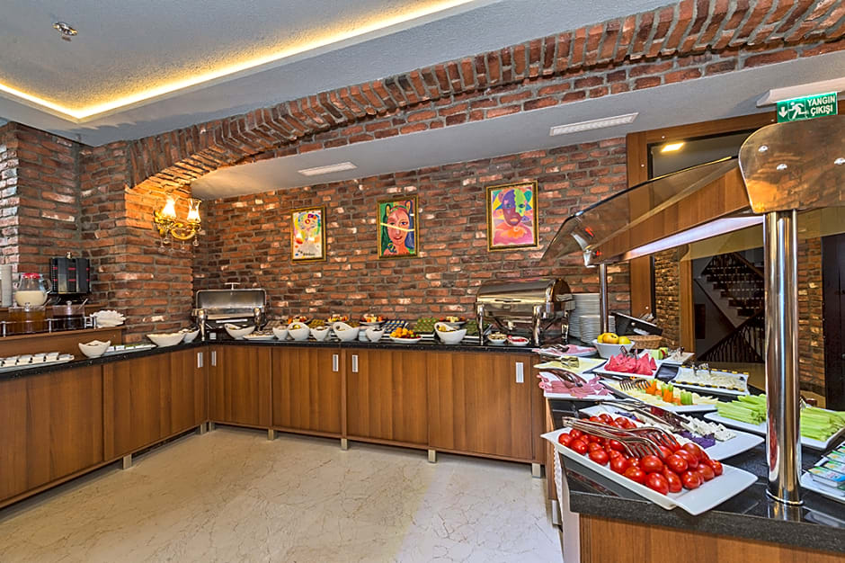 Aprilis Gold Hotel