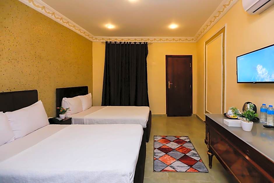 Turquoise Pyramids palace