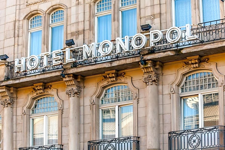 Hotel Monopol - Central Station