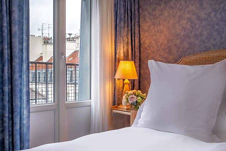 Hotel Baudelaire Opera