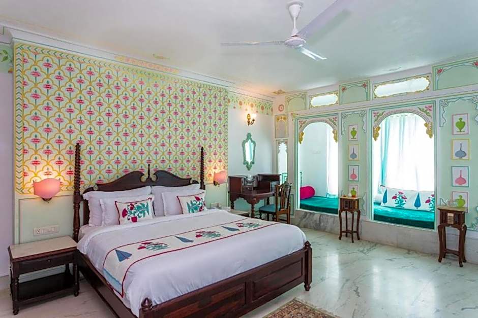 Amar Kothi Hotel