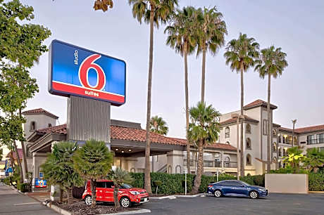 Studio 6 Suites Lawndale, CA South Bay