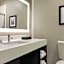 La Quinta Inn & Suites by Wyndham Oxford - Anniston