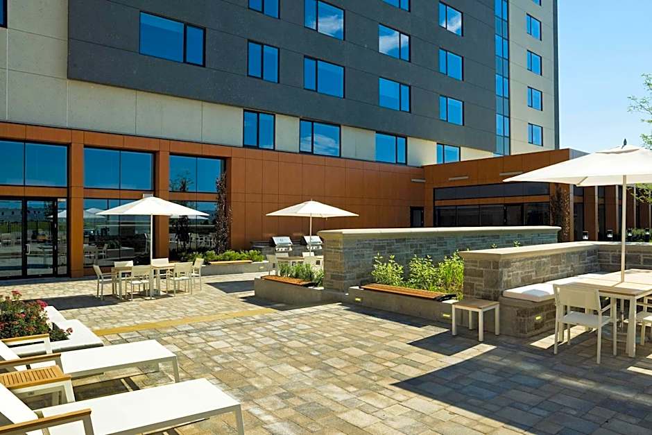 Element Vaughan Southwest