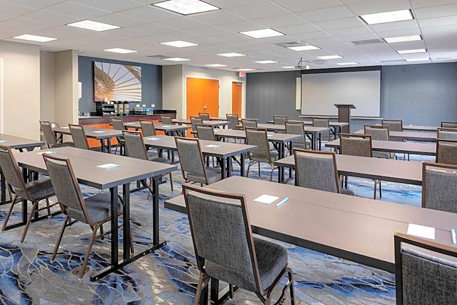 Fairfield Inn & Suites by Marriott Charlotte Matthews