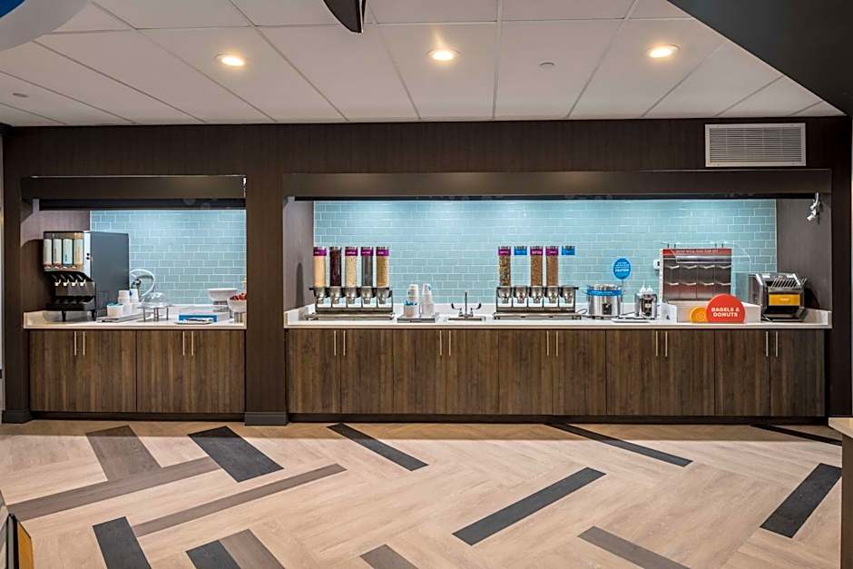 Tru by Hilton Garland, TX