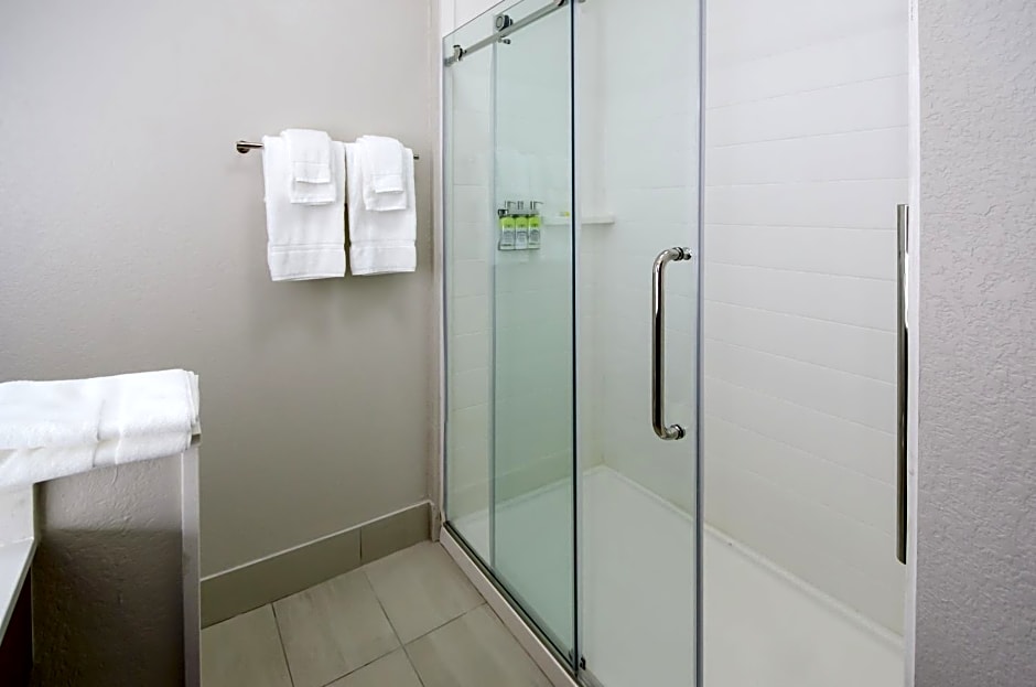 Holiday Inn Express And Suites Taylor By IHG