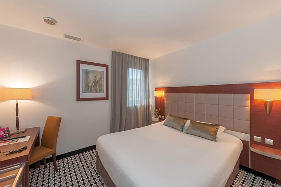 Kyriad Limoges Centre Gare - Atrium