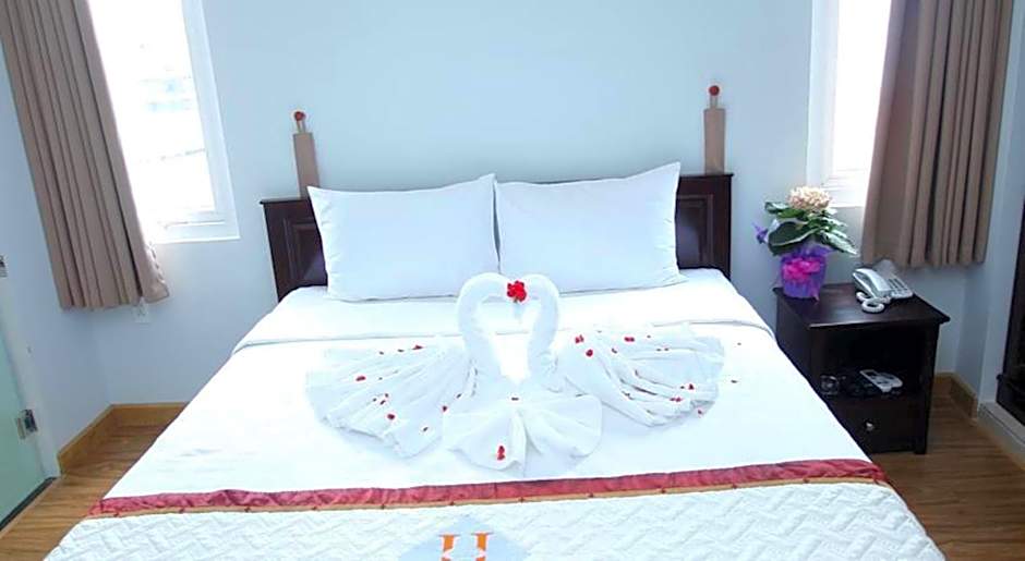 Gia Hoa Hotel