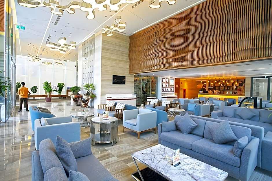 Queen Ann Nha Trang Hotel