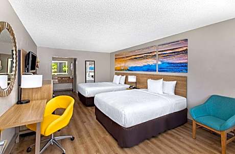 2 Queen Bed, First Floor, Non-Smoking