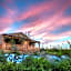 -Pet Friendly- Miners Cabin #5 -Two Double Beds - Private Balcony