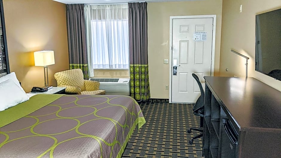 Super 8 by Wyndham Houston/Willowbrook/Hwy 249