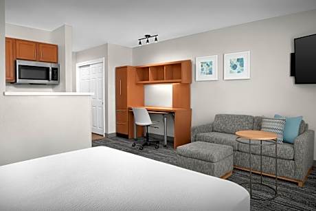 Queen Studio with Sofa Bed