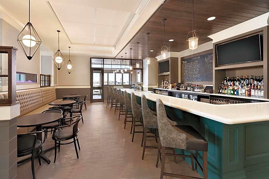 Embassy Suites By Hilton Wilmington Riverfront