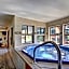 River Mountain Lodge