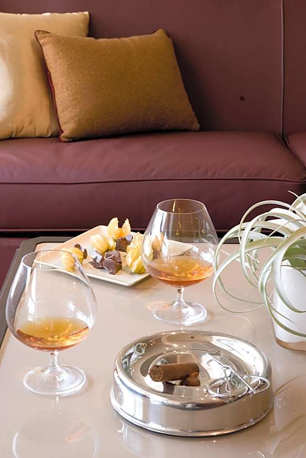 Starhotels Grand Milan