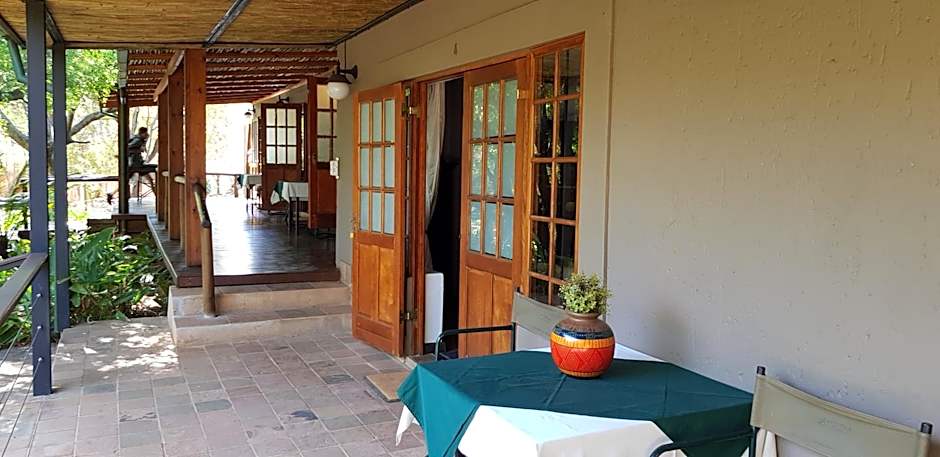 Tuskers Bush Lodge B&B