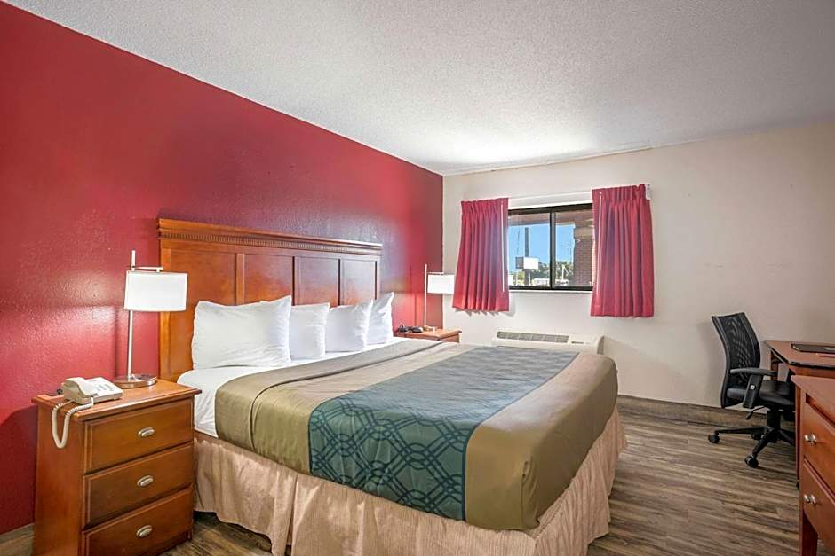 Econo Lodge Cedar Rapids