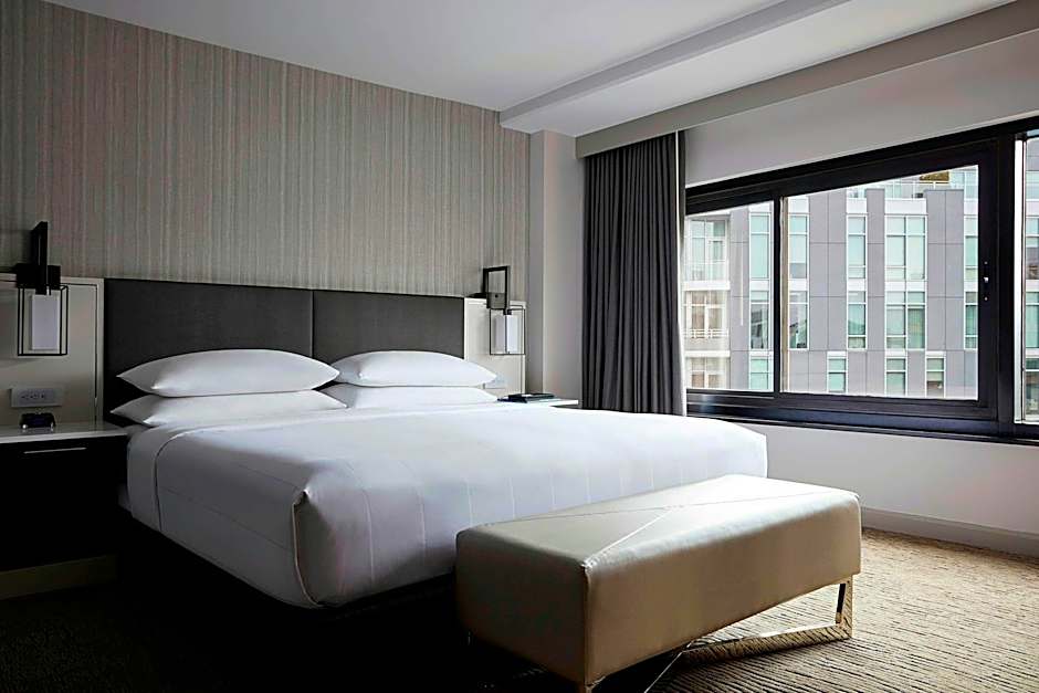 Photo 1 of 6 of Presidential 1 King Bed Suite