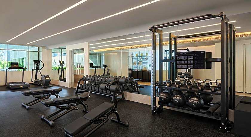 DoubleTree by Hilton Bangkok Ploenchit