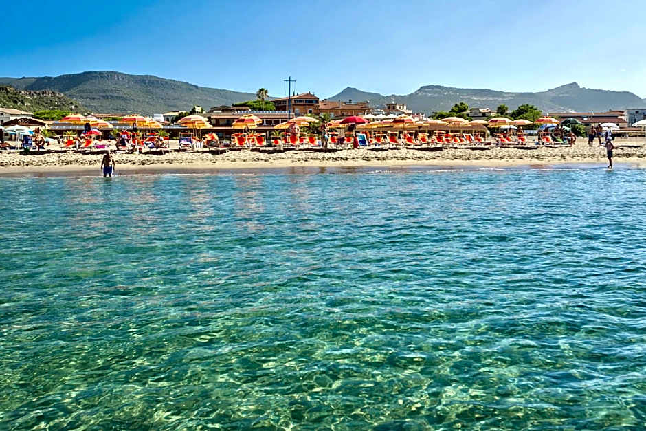 Residence with private beach in Bosa Marina just 100 meters from the sea