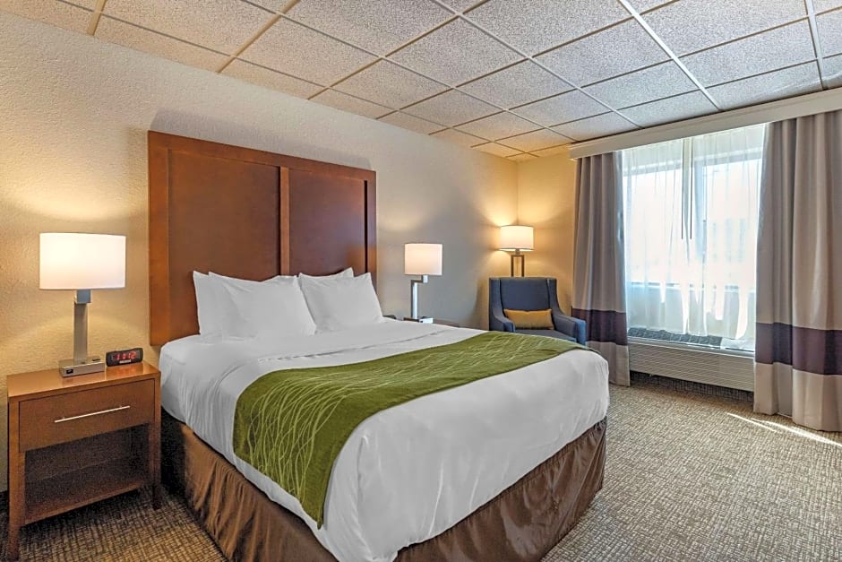 Comfort Inn & Suites Gateway to Glacier National Park