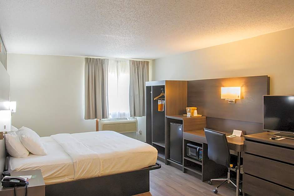 Quality Inn Spearfish I-90