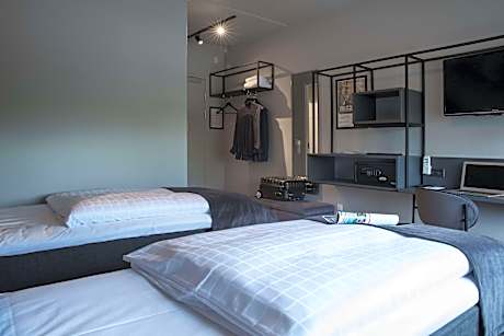 Standard Twin Room Plus