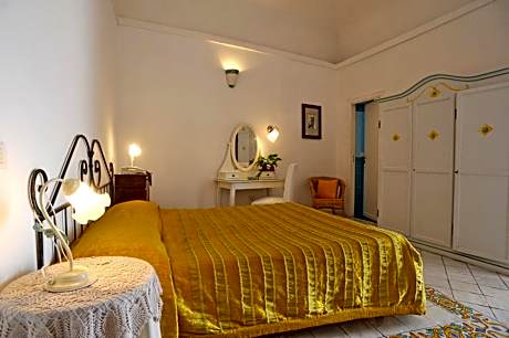 Triple Room with Sea View