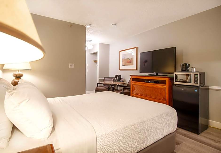 Coast Parksville Hotel