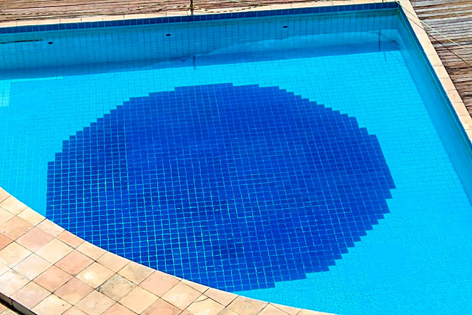 (304) Sea and Sun at Litorânea Beach