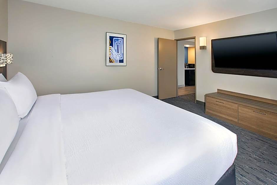 Holiday Inn Express Hotel & Suites Pittsburgh Airport By IHG