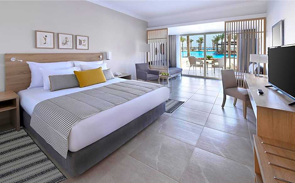 Jaz Costa Mares Adults Only +16