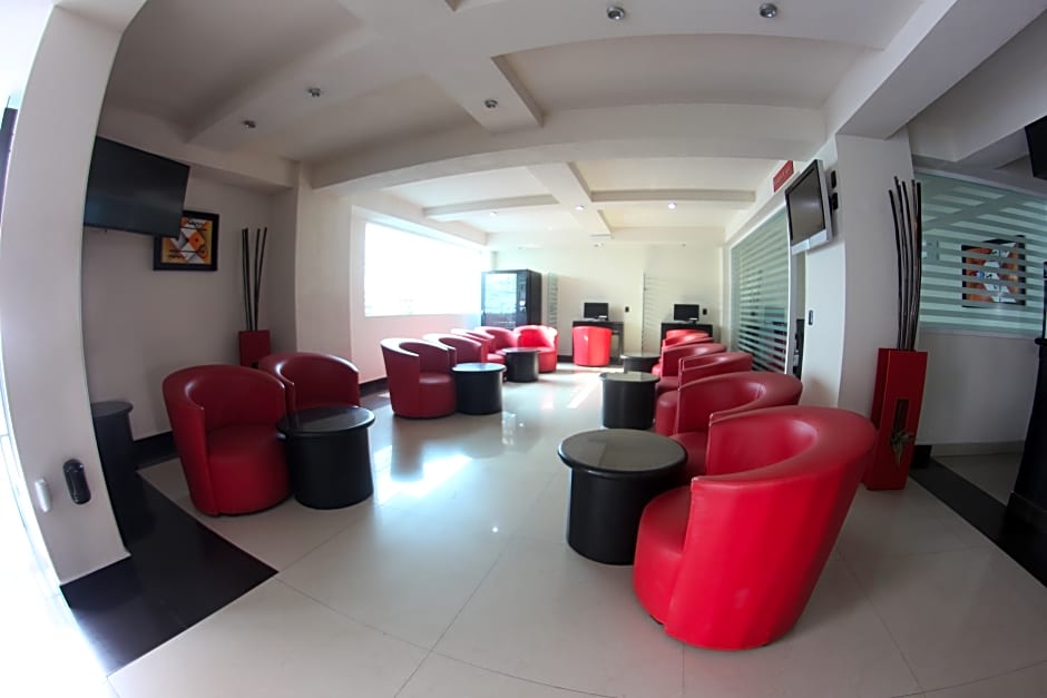 Hotel Portonovo Plaza Malecon