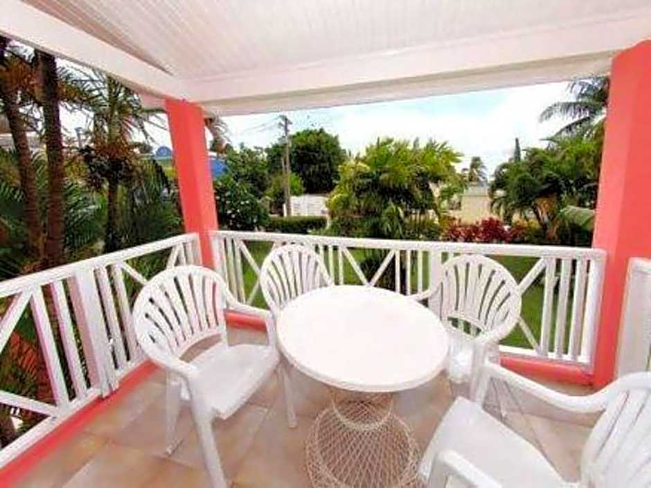 Dover Beach Hotel
