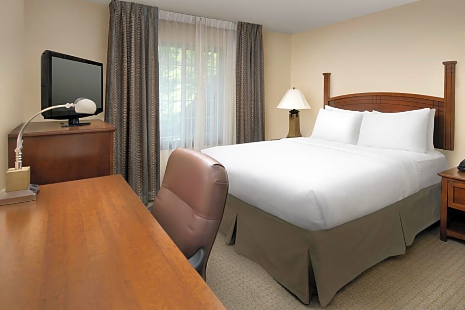 Staybridge Suites North Brunswick By IHG