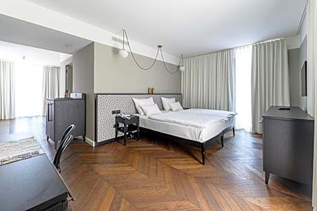 Junior Suite with Terrace