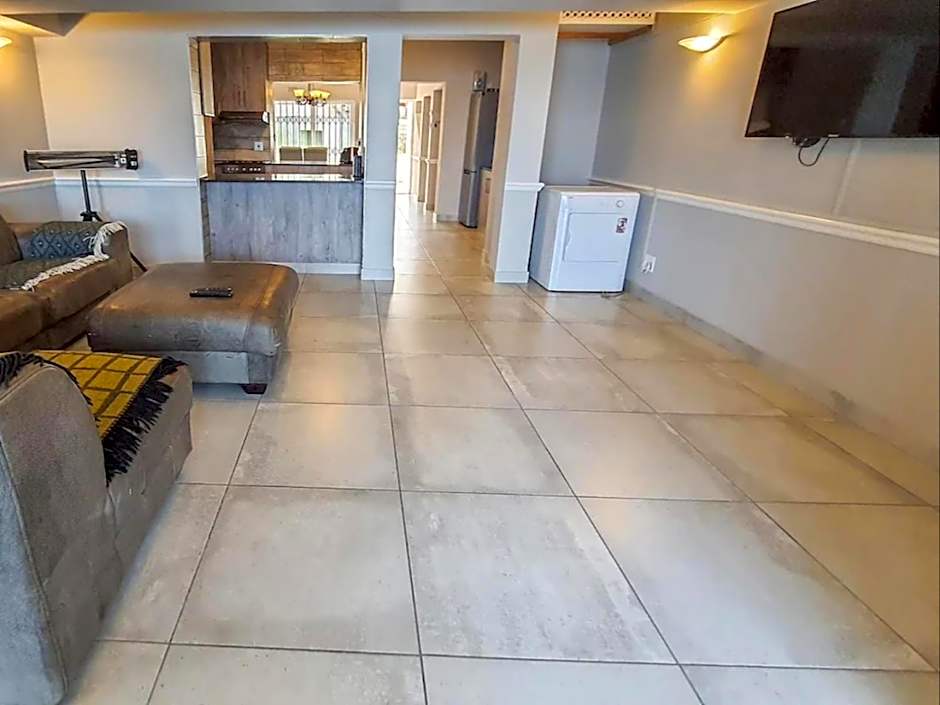 5 Tides End and 5 on Tides End