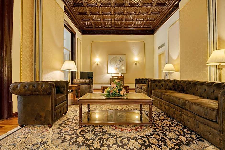 Hotel Roger De Lluria