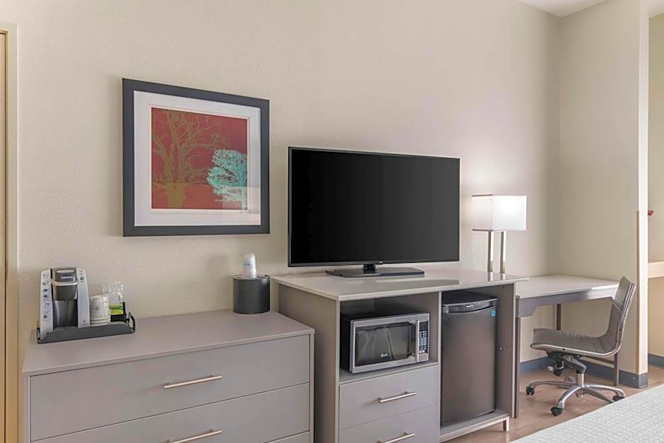 Best Western Plus Lake Lanier Gainesville Hotel & Suites