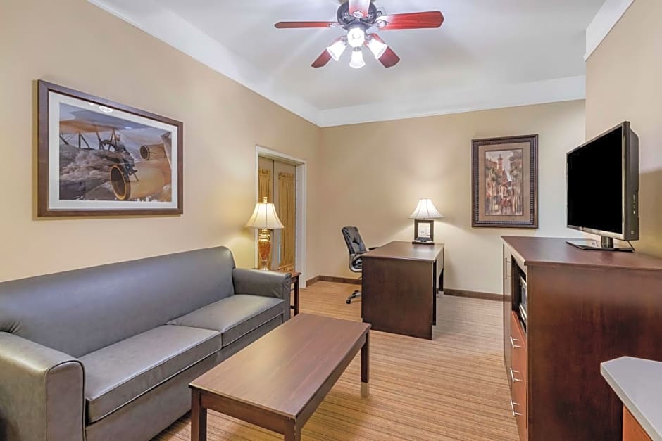 BEST WESTERN PLUS Monica Royale Inn & Suites