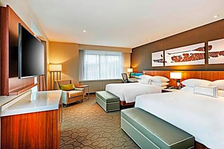 Guest room, 2 Queen, Balcony