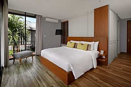 Deluxe Upper Floor